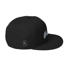 Cargue la imagen en el visor de la galería,Snapback Hat
