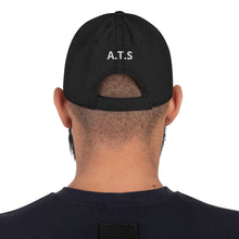 Cargue la imagen en el visor de la galería,Distressed Dad Hat
