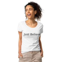 Cargue la imagen en el visor de la galería,Women’s basic organic t-shirt

